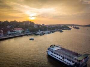 Paradise Dinner cruise in goa
