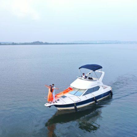 BAYLINER DISCOVERY 288 - Yatch