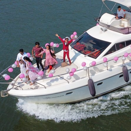 Ferreti 460 - Yatch Booking