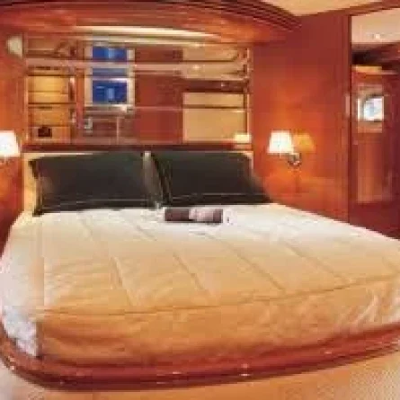 MAJESTY 66 yacht in goa